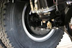 中国重汽HOWO G5X中卡 210马力 6.75米排半厢式载货车(ZZ5167XXYH521DE1)
