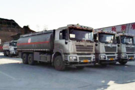 德龙F3000&nbsp;油罐车外观图片