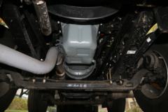 一汽解放 J6M重卡 280马力 8X4运油车(陆平机器牌)(LPC5320GYYC5)