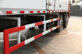 轩德X6&nbsp;冷藏车底盘图片