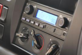 轩德X6&nbsp;冷藏车驾驶室图片