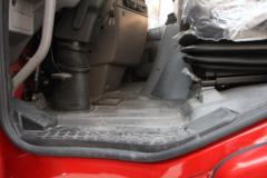 陕汽商用车 轩德x6 210马力 6X2 8.6米冷藏车(SX5254XLCGP4)