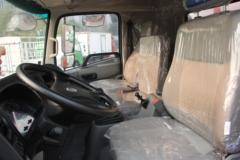 陕汽商用车 轩德x6 210马力 6X2 8.6米冷藏车(SX5254XLCGP4)