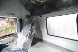 途V 载货车驾驶室                                               图片