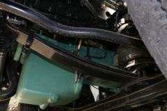 青岛解放 途V重卡 290马力 4X2 9.65米厢式载货车(CA5180XXYP2K2L7E5A80)