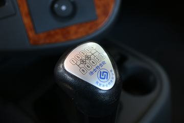 һ������ ��½�п� 220���� 4X2 9.6����ʽ�ػ���ͼƬ