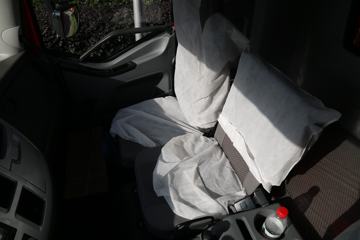 һ������ ��½�п� 220���� 4X2 9.6����ʽ�ػ���ͼƬ