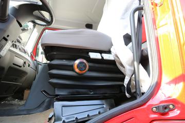 һ������ ��½�п� 220���� 4X2 9.6����ʽ�ػ���ͼƬ