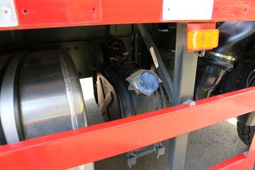 һ������ ��½�п� 220���� 4X2 9.6����ʽ�ػ���ͼƬ