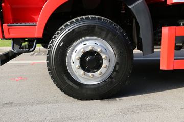 һ������ ��½�п� 220���� 4X2 9.6����ʽ�ػ���ͼƬ