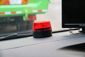 һ����� J6P�ؿ� 350���� 6X4 5.6��������ж��(CA3250P66K2L1T1AE5)ͼƬ