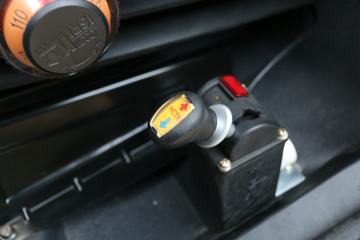 һ����� J6P�ؿ� 350���� 6X4 5.6��������ж��(CA3250P66K2L1T1AE5)ͼƬ