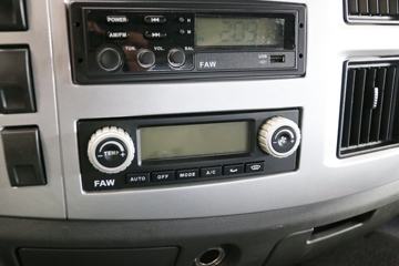 һ����� J6M�ؿ� 280���� 4X2 9.4����ʽ�ػ���(CA5160XXYP63K1L9E5)ͼƬ