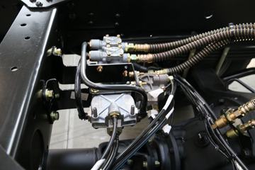 һ����� J6M�ؿ� 280���� 4X2 9.4����ʽ�ػ���(CA5160XXYP63K1L9E5)ͼƬ