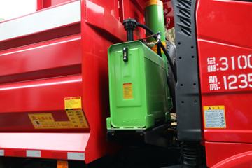 һ����� J6M 280���� 8X4 6.8����ж��(��·�ȷ�1��)(CA3310P63K1L1T4E5)ͼƬ