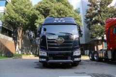 一汽解放 新J6P重卡 460马力 4X2自动挡牵引车(AMT手自一体)(CA4180P66K24E5)