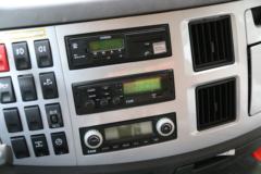 一汽解放 J6M 280马力 8X4 6.8米自卸车(公路先锋1号)(CA3310P63K1L1T4E5)