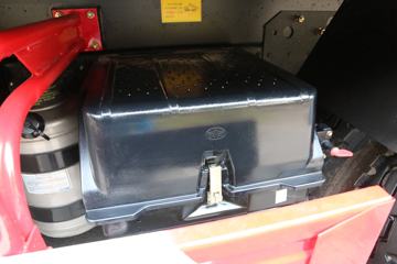 һ����� J6M 280���� 8X4 6.8����ж��(��·�ȷ�1��)(CA3310P63K1L1T4E5)ͼƬ