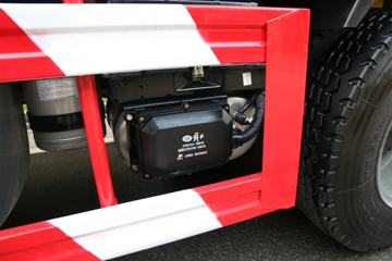 һ����� J6M 280���� 8X4 6.8����ж��(��·�ȷ�1��)(CA3310P63K1L1T4E5)ͼƬ