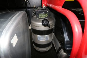 һ����� J6M 280���� 8X4 6.8����ж��(��·�ȷ�1��)(CA3310P63K1L1T4E5)ͼƬ