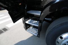一汽解放 新J6P重卡 460马力 4X2自动挡牵引车(AMT手自一体)(CA4180P66K24E5)
