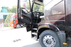 一汽解放 新J6P重卡 460马力 4X2自动挡牵引车(AMT手自一体)(CA4180P66K24E5)