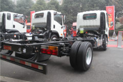 大运 奥普力 102马力 4X2 4.18米单排栏板轻卡底盘(CGC1041HDB33E)