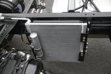 ���� ������ 102���� 4X2 4.18�׵��������Ῠ����ͼƬ