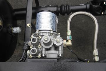 ���� ������ 102���� 4X2 4.18�׵��������Ῠ����ͼƬ