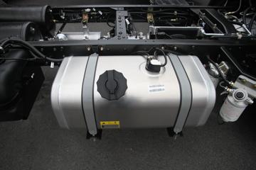 ���� ������ 102���� 4X2 4.18�׵��������Ῠ����ͼƬ