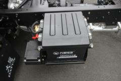 大运 奥普力 102马力 4X2 4.18米单排栏板轻卡底盘(CGC1041HDB33E)