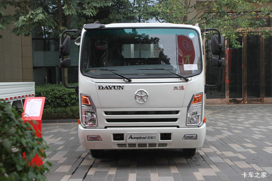 ���� ������ 129���� 4X2 4.12��ƽ����ж��(CGC3040HDD33E)