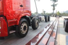 中国重汽 豪曼H5重卡 310马力 8X2载货车底盘(ZZ1318M46M1E1B)