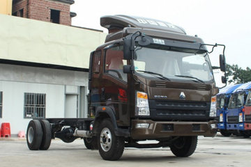 中国重汽HOWO 统帅 154马力 5.2米排半仓栅式载货车底盘(ZZ5147CCYG421CE1)