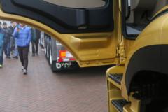 中国重汽 豪瀚J7G重卡 360马力 6X4牵引车(ZZ4255N3246E1)