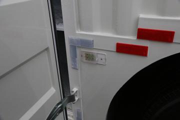 �й����� HOWO T5G�ؿ� 280���� 4X2 9.6����ʽ�ػ���(ZZ5187XXYN711GE1H)ͼƬ