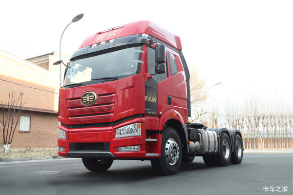 一汽解放 新J6P重卡 500马力 6X4牵引车(CA4250P66K25T1A1E5)