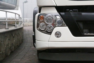 �й����� HOWO T5G�ؿ� 280���� 4X2 9.6����ʽ�ػ���(ZZ5187XXYN711GE1H)ͼƬ