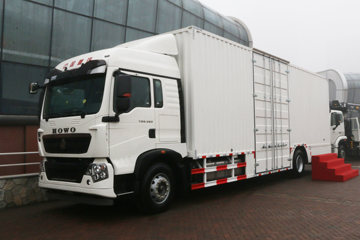 中国重汽 HOWO T5G重卡 280马力 4X2 9.6米厢式载货车(ZZ5187XXYN711GE1H)
