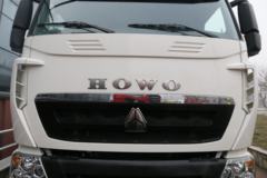 中国重汽 HOWO T7H重卡 440马力 6X2牵引车(中桥提升)(ZZ4257V26FHE1B)