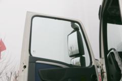 中国重汽 HOWO T7H重卡 440马力 6X2牵引车(中桥提升)(ZZ4257V26FHE1B)