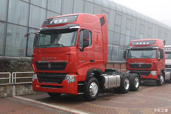 中国重汽 HOWO T7H重卡 540马力 6X4自动挡牵引车(AMT手自一体)