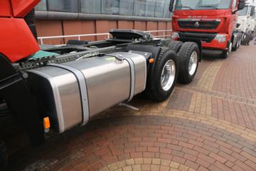 �й����� HOWO T7H�ؿ� 540���� 6X4�Զ���ǣ����(AMT����һ��)ͼƬ