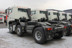 中国重汽 豪瀚J5G重卡 340马力 6X2牵引车(ZZ4255N27C3E1)