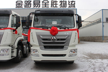 中国重汽 豪瀚J5G重卡 340马力 6X2牵引车(ZZ4255N27C3E1)