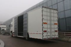 中国重汽 豪瀚J5G重卡 280马力 4X2 9.55米厢式载货车(ZZ5185XXYN7113E1H)