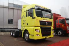 中国重汽 汕德卡SITRAK C7H重卡 430马力 6X4 LNG牵引车(ZZ4256V324HE1LB)