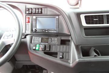 �й����� �ǵ¿�SITRAK C7H�ؿ� 430���� 6X4 LNGǣ����(ZZ4256V324HE1LB)ͼƬ