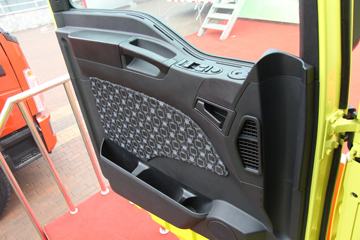 �й����� �ǵ¿�SITRAK C7H�ؿ� 430���� 6X4 LNGǣ����(ZZ4256V324HE1LB)ͼƬ