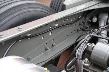 �й����� �ǵ¿�SITRAK C7H�ؿ� 430���� 6X4 LNGǣ����(ZZ4256V324HE1LB)ͼƬ